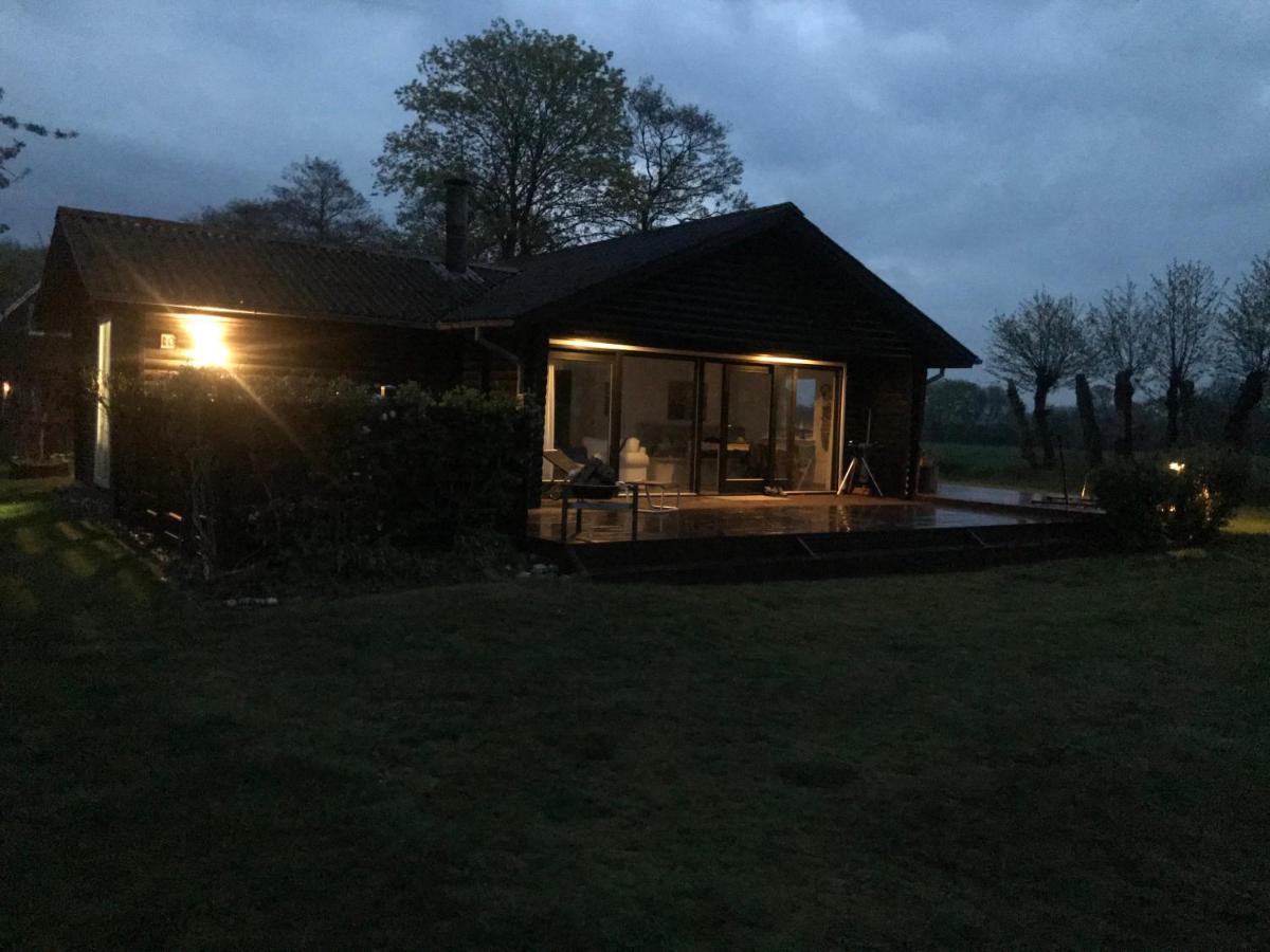 Dejlig Sommerhus 150M Fra Privat Strand Brenderup Exterior foto